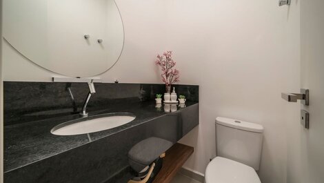 L004 - Garden Apartment 250m from the Sea in Canto Grande
