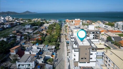 Apartamento/2 suites/piscina/en medio de las playas de Canto Grande