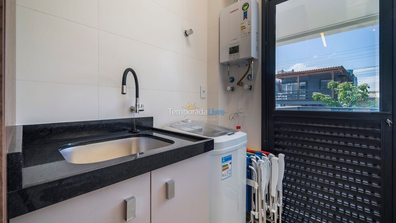 Apartment for vacation rental in Bombinhas (Canto Grande)