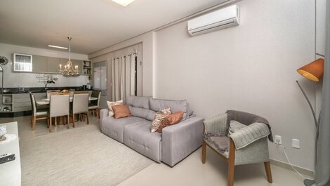L057 - New Apartment with Sea View 80m from the Beach in...