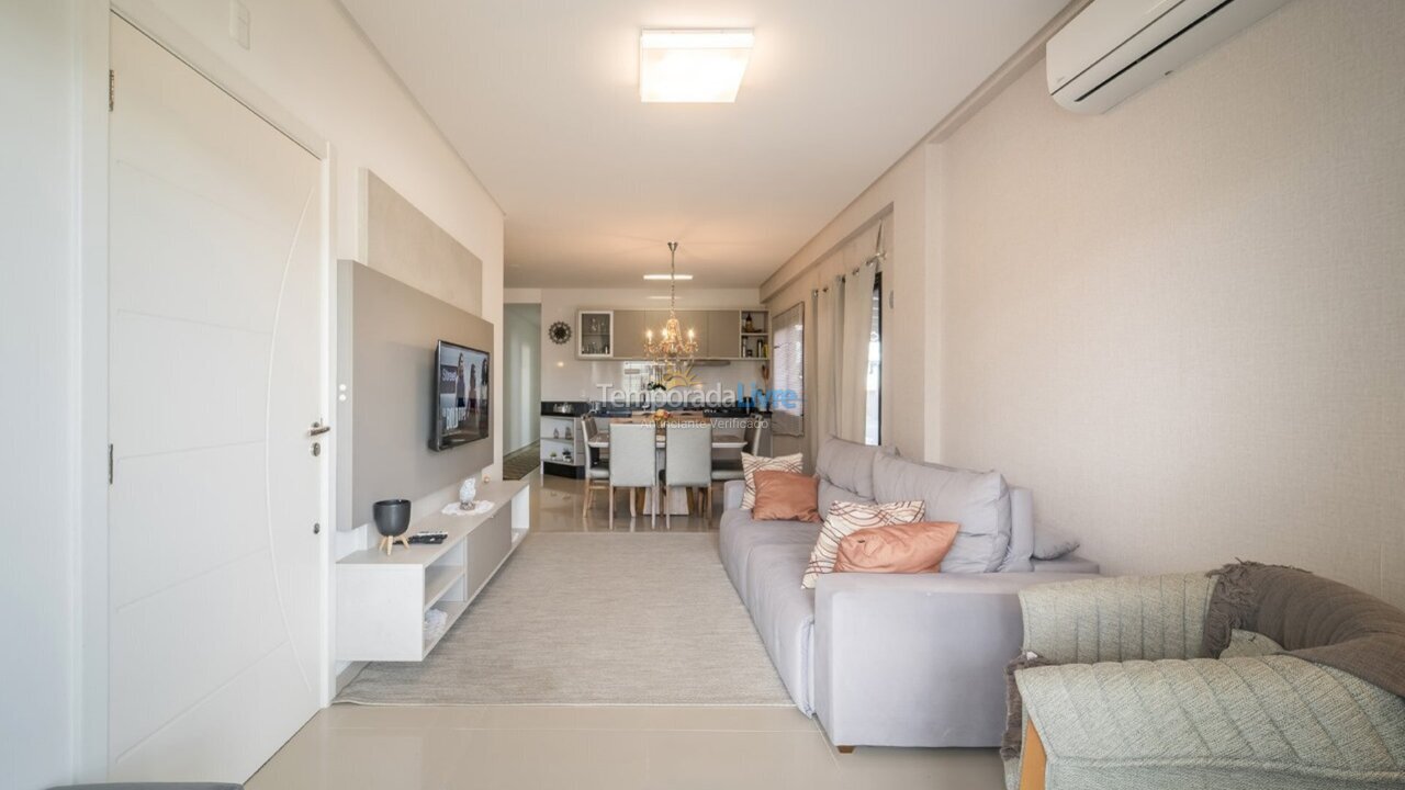 Apartment for vacation rental in Bombinhas (Canto Grande)