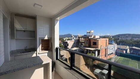 Apartamento/2 suites/piscina/en medio de las playas de Canto Grande