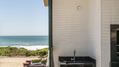 L057 - New Apartment with Sea View 80m from the Beach in...
