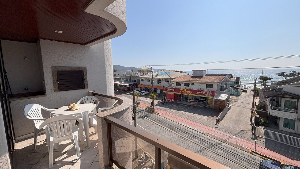 Apartamento para aluguel de temporada em Bombinhas (Praia de Bombas)