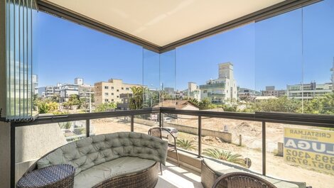 L057 - New Apartment with Sea View 80m from the Beach in...