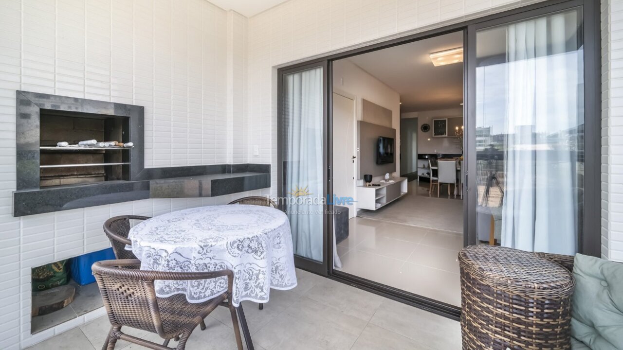 Apartment for vacation rental in Bombinhas (Canto Grande)