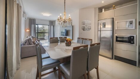 L057 - New Apartment with Sea View 80m from the Beach in...