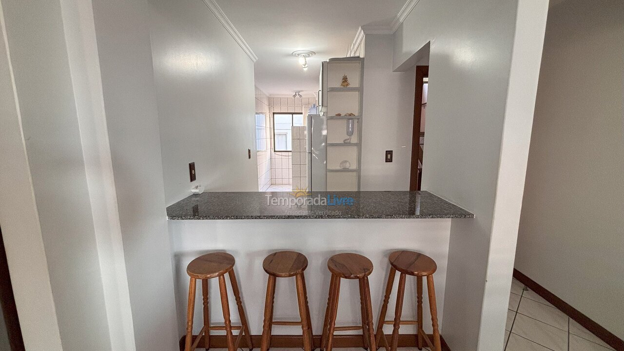 Apartamento para alquiler de vacaciones em Bombinhas (Praia de Bombas)