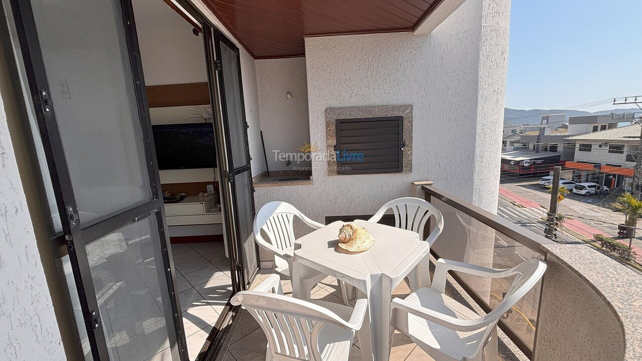 Apartamento para aluguel de temporada em Bombinhas (Praia de Bombas)