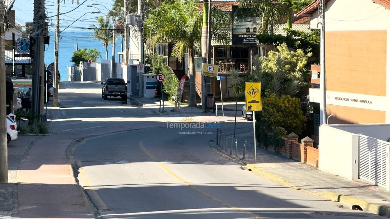 Apartamento para aluguel de temporada em Bombinhas (Praia de Bombinhas)