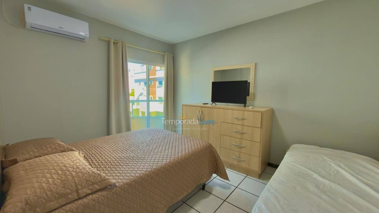 Apartment for vacation rental in Bombinhas (Praia de Bombas)