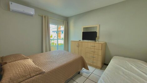 3-bedroom apartment with ocean view in Bombas.