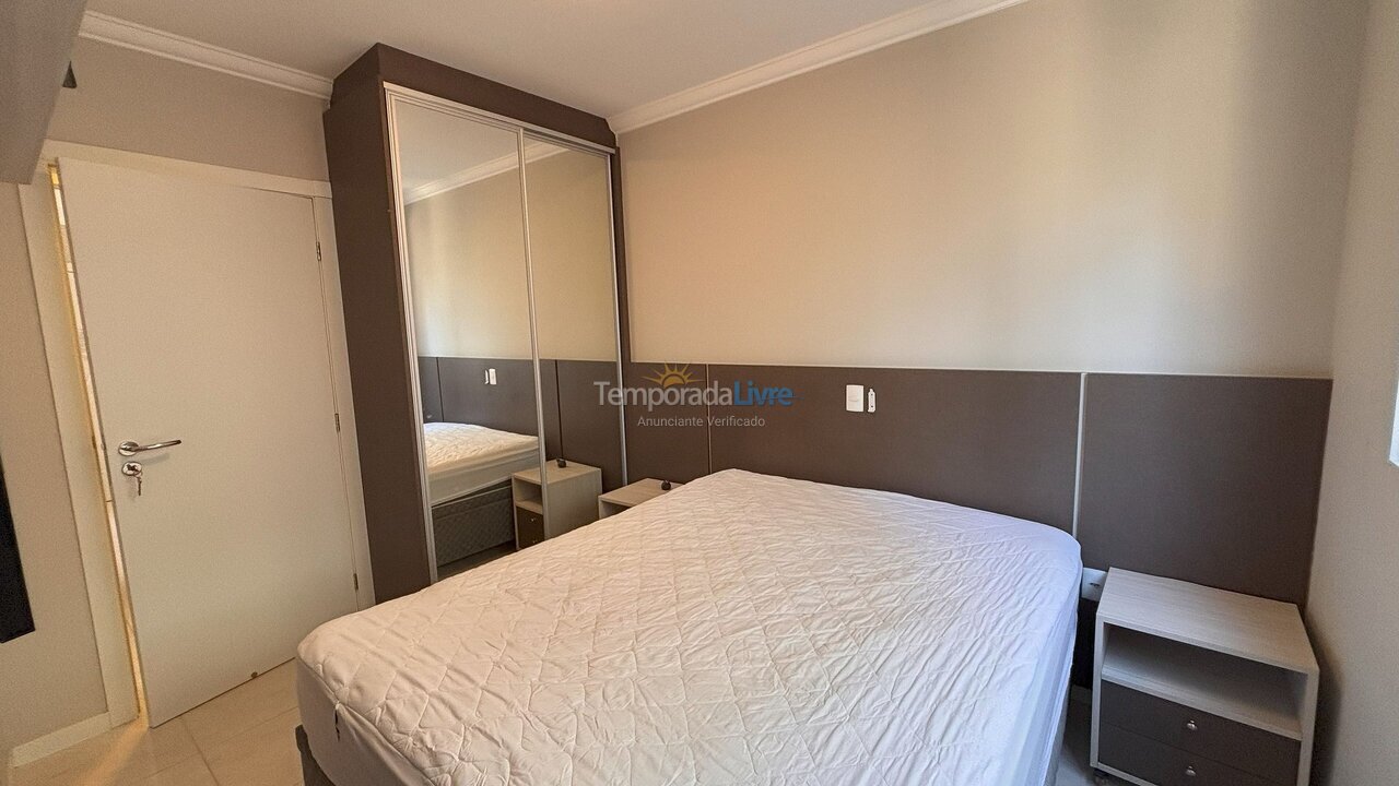 Apartamento para aluguel de temporada em Bombinhas (Praia de Bombas)