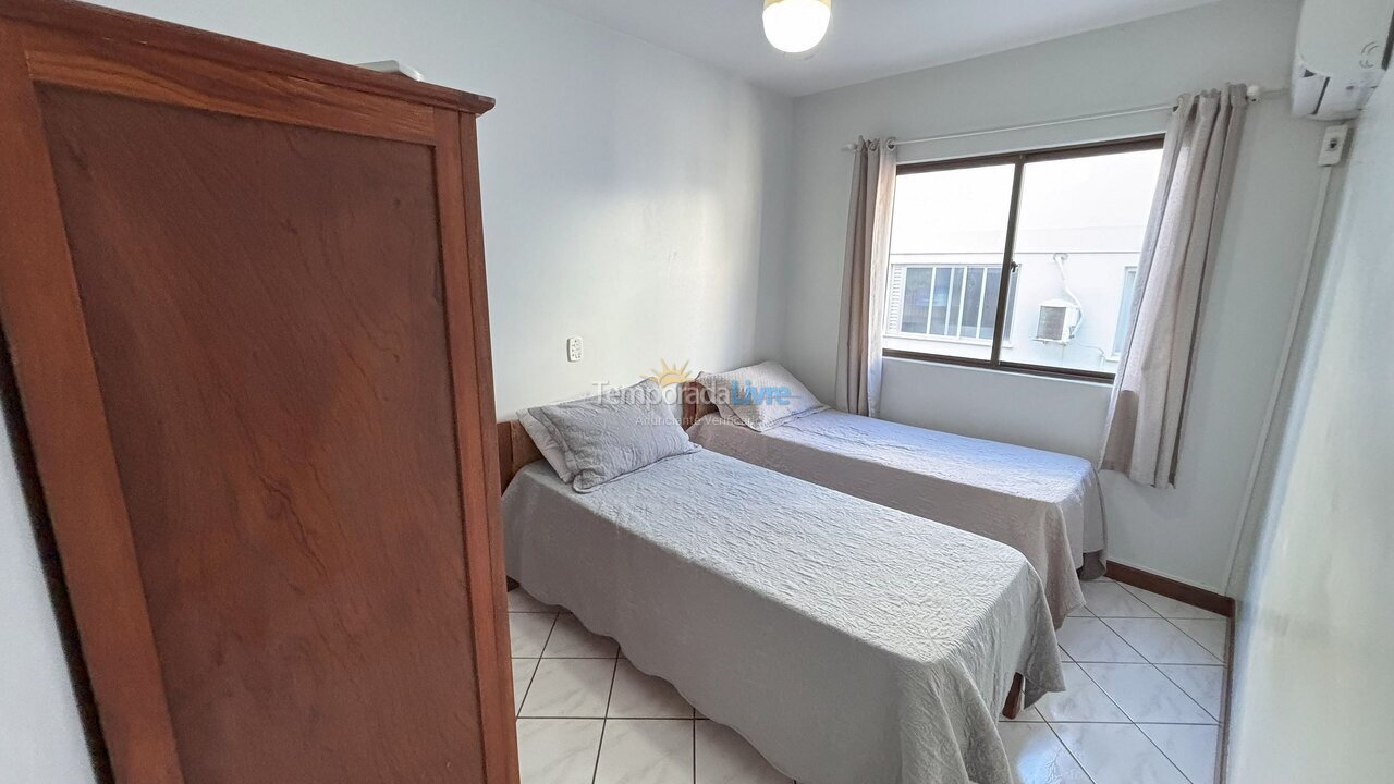 Apartamento para alquiler de vacaciones em Bombinhas (Praia de Bombas)