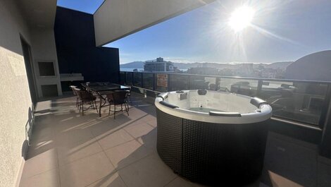 L027- Cobertura duplex com Jacuzzi 3 suites