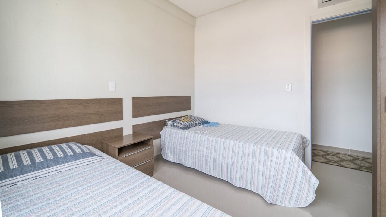 Apartment for vacation rental in Bombinhas (Canto Grande)