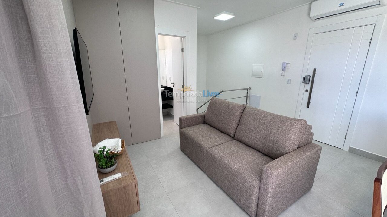 Apartamento para aluguel de temporada em Bombinhas (Canto Grande)