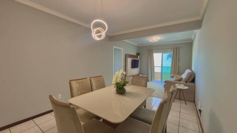 3-bedroom apartment with ocean view in Bombas.