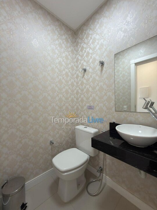 Apartamento para aluguel de temporada em Bombinhas (Praia de Bombinhas)