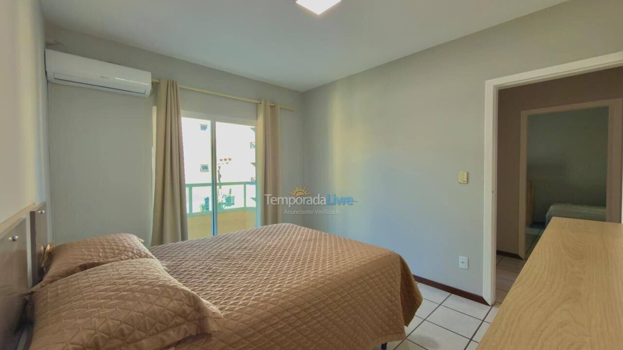 Apartment for vacation rental in Bombinhas (Praia de Bombas)