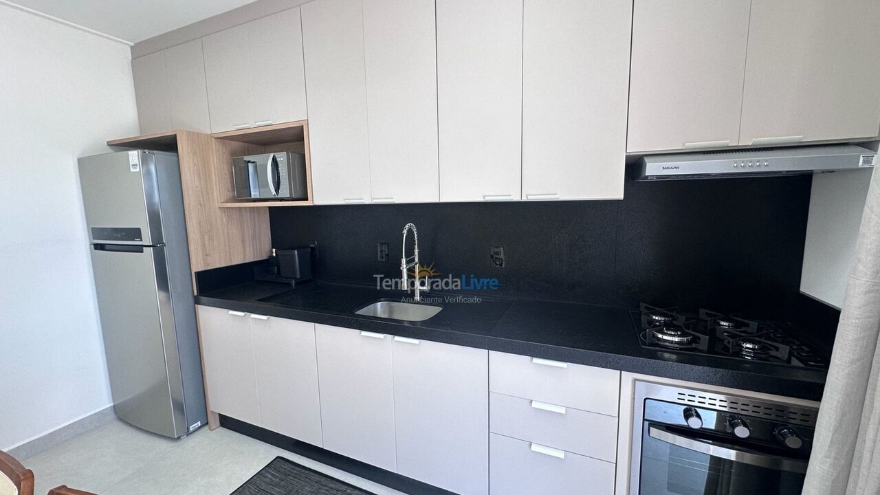 Apartamento para aluguel de temporada em Bombinhas (Canto Grande)