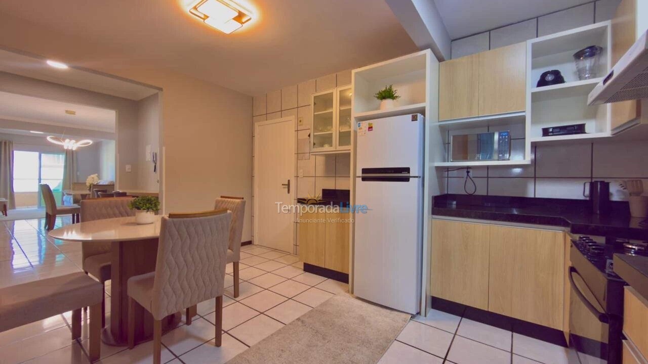 Apartment for vacation rental in Bombinhas (Praia de Bombas)