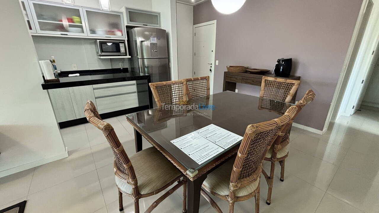 Apartamento para alquiler de vacaciones em Bombinhas (Praia de Bombas)