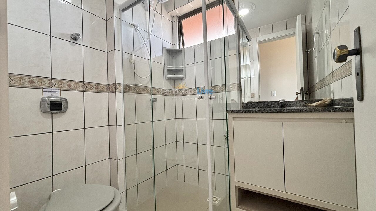 Apartamento para aluguel de temporada em Bombinhas (Praia de Bombas)