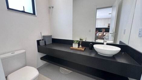 L027- Cobertura duplex com Jacuzzi 3 suites