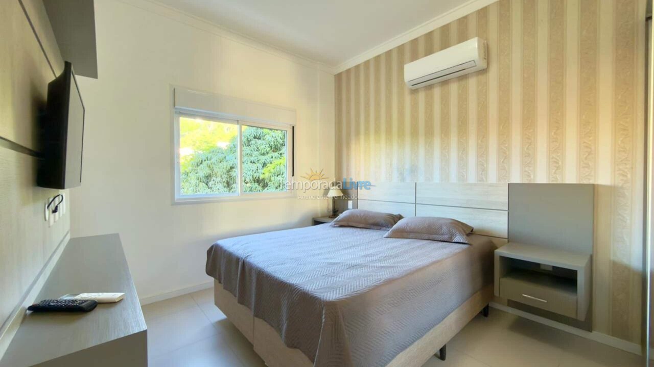 Apartamento para aluguel de temporada em Bombinhas (Praia de Bombinhas)