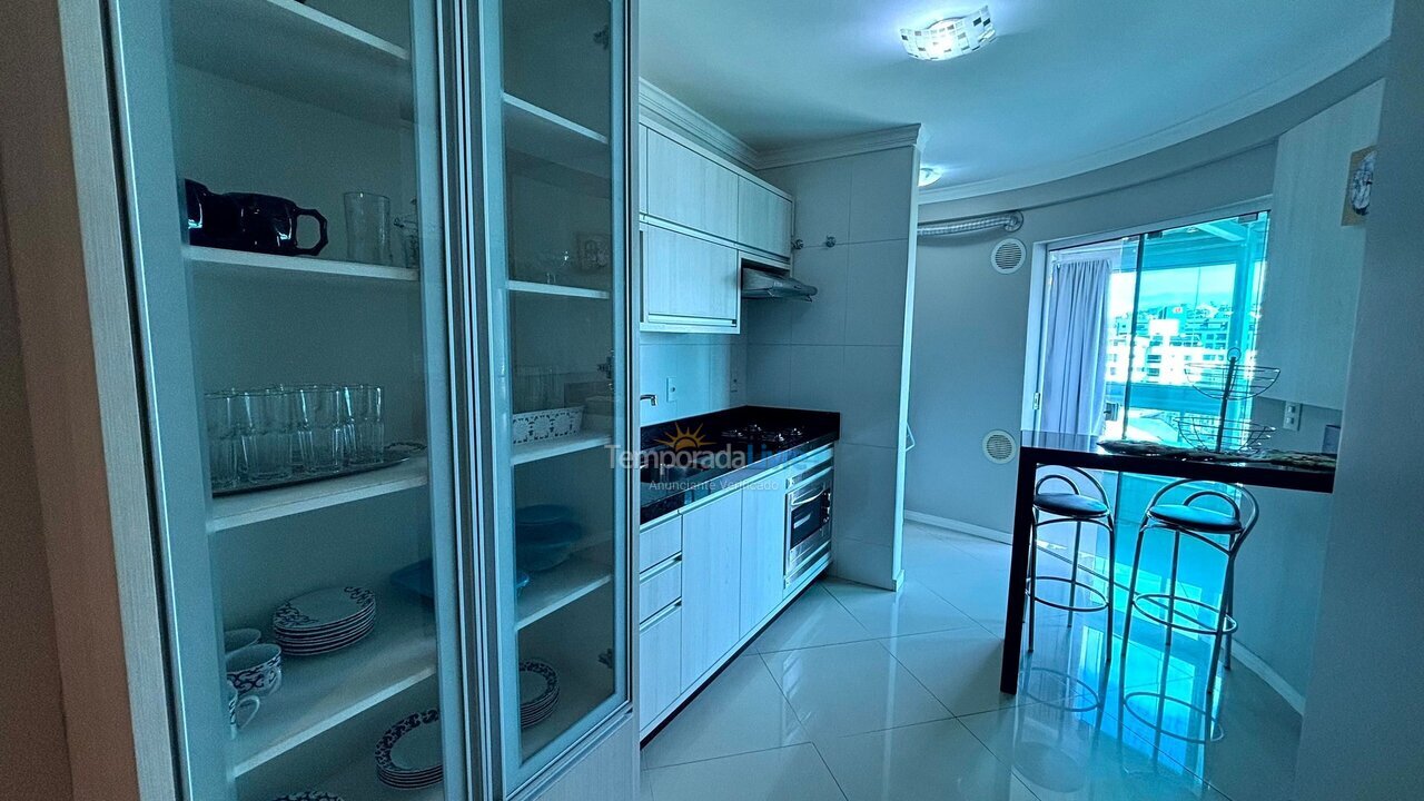 Apartment for vacation rental in Bombinhas (Praia de Bombas)