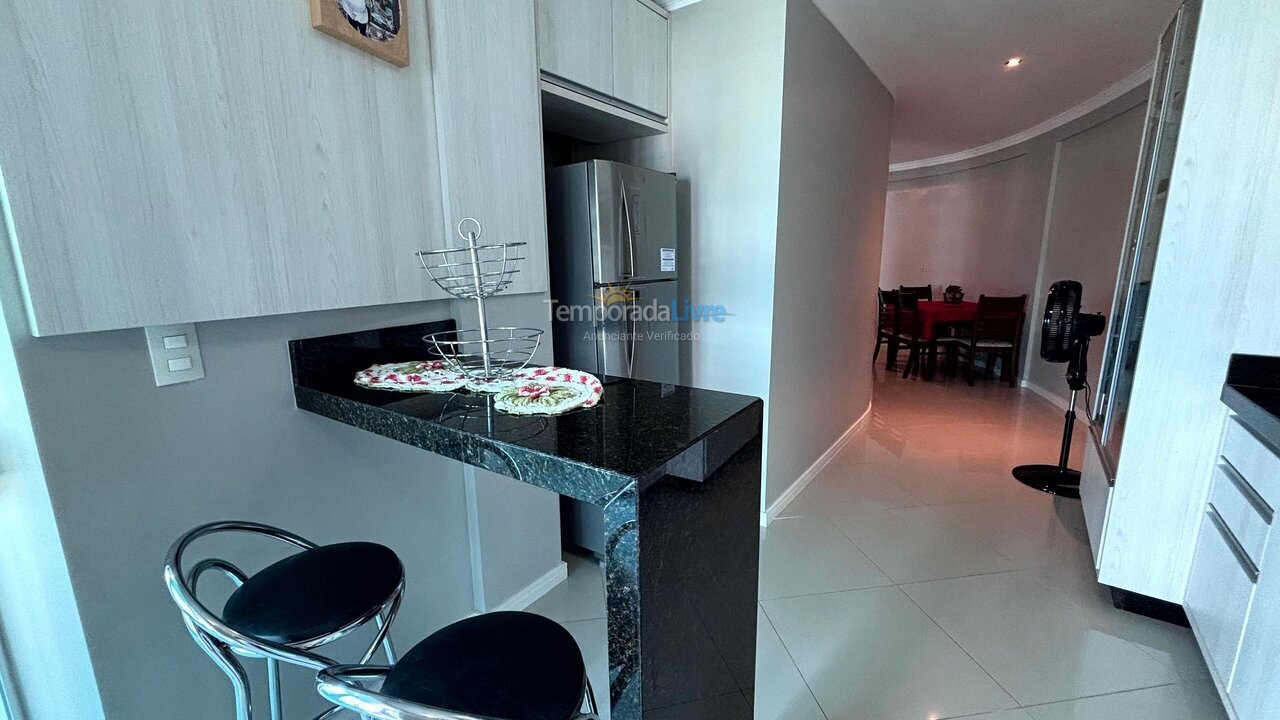 Apartment for vacation rental in Bombinhas (Praia de Bombas)