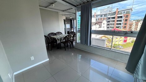076- Flat penthouse with 2 suites a few meters from the sea in Bombas