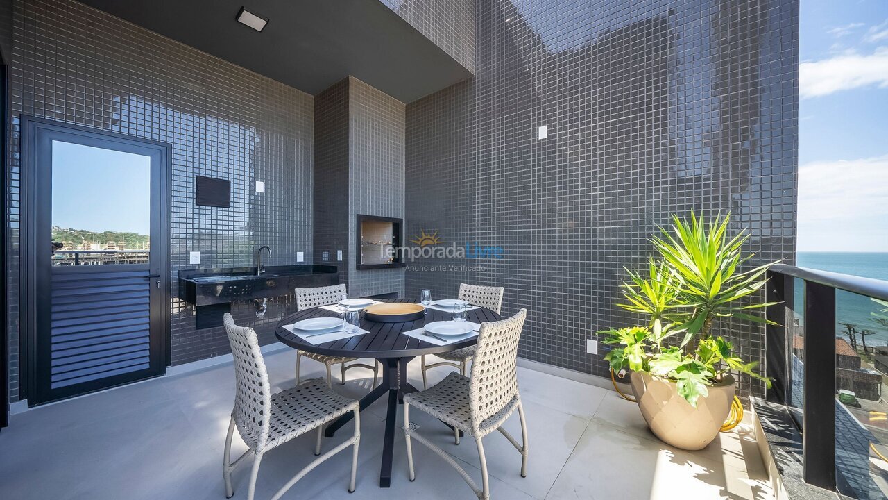 Apartamento para aluguel de temporada em Bombinhas (Praia de Bombas)