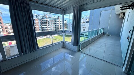 076- Flat penthouse with 2 suites a few meters from the sea in Bombas