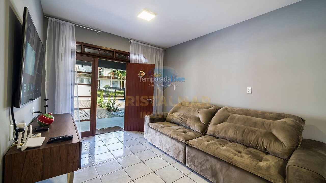 House for vacation rental in Bombinhas (Praia de Bombas)
