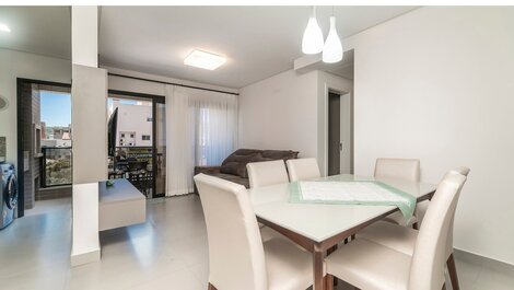 L006- Apartamento completo com 2 suítes, a 250 metros da praia de...