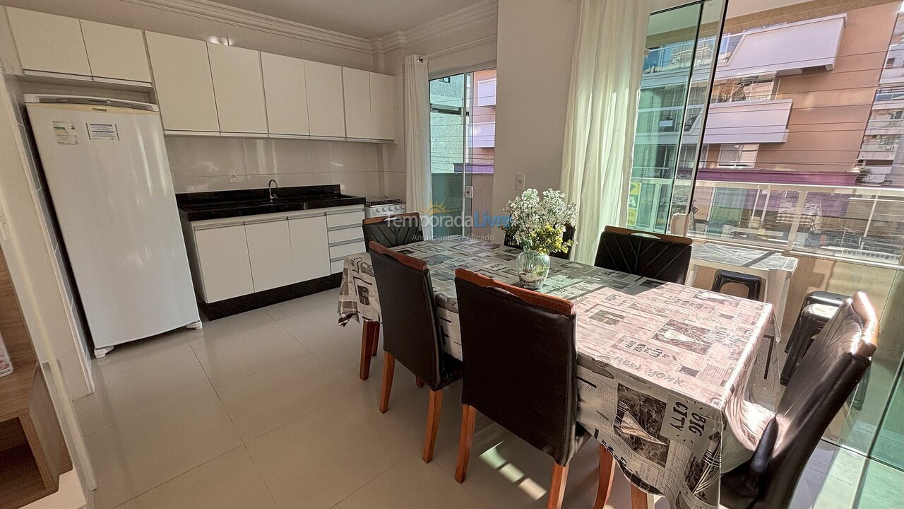 Apartment for vacation rental in Bombinhas (Praia de Bombas)