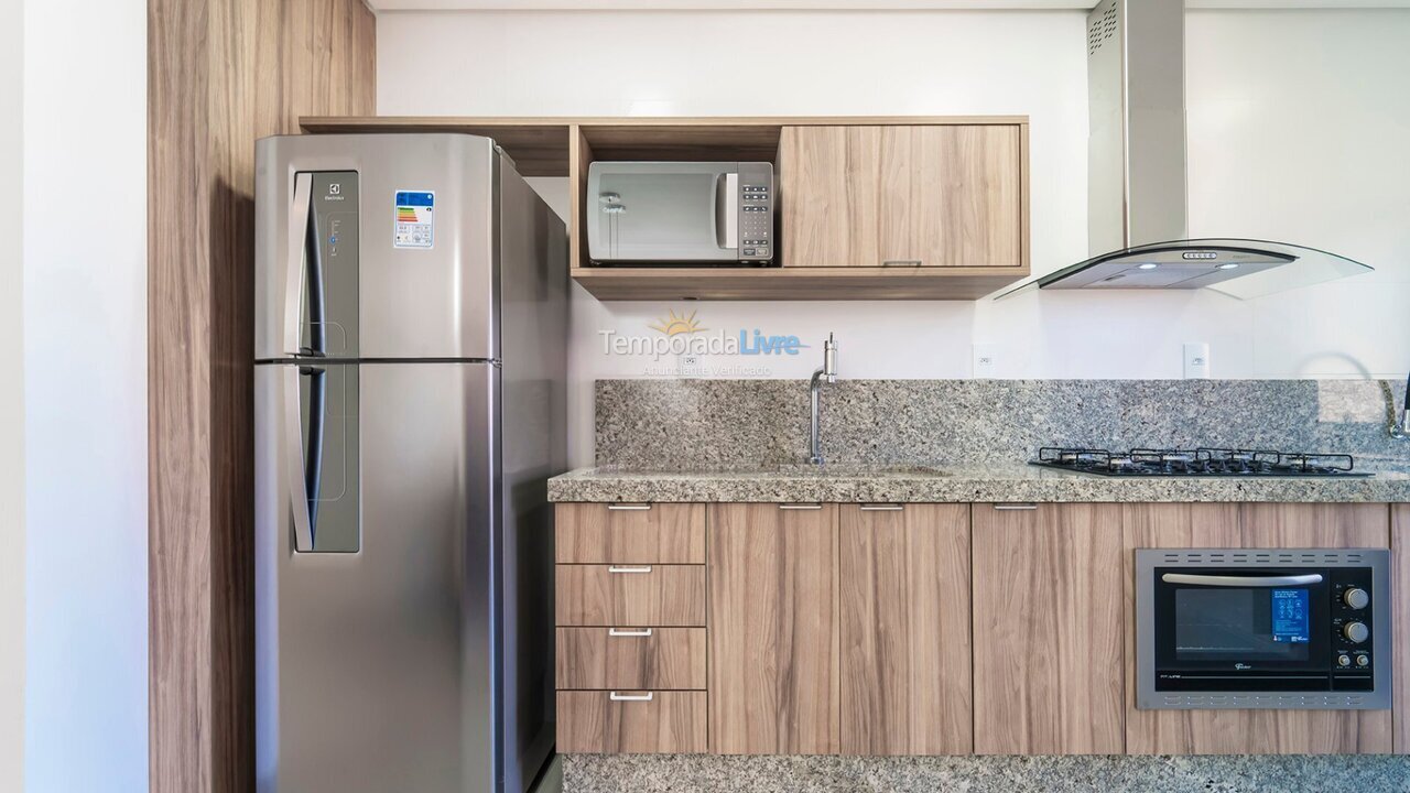 Apartamento para aluguel de temporada em Bombinhas (Canto Grande)