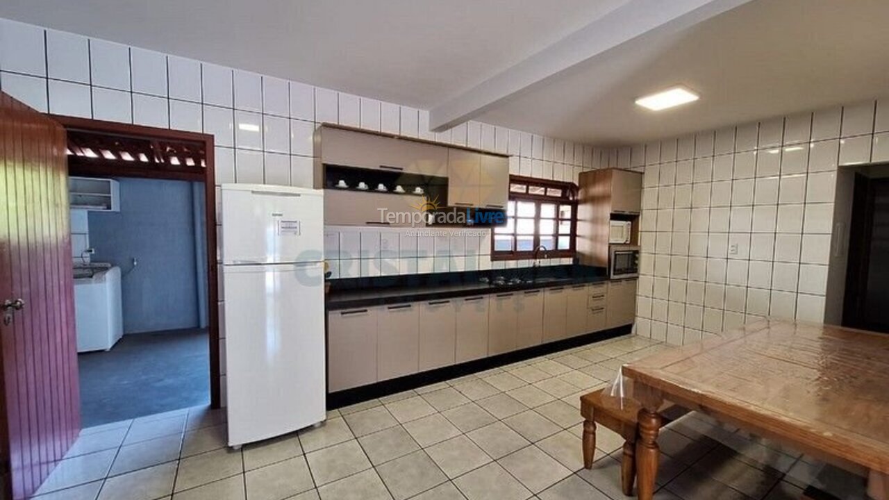 House for vacation rental in Bombinhas (Praia de Bombas)