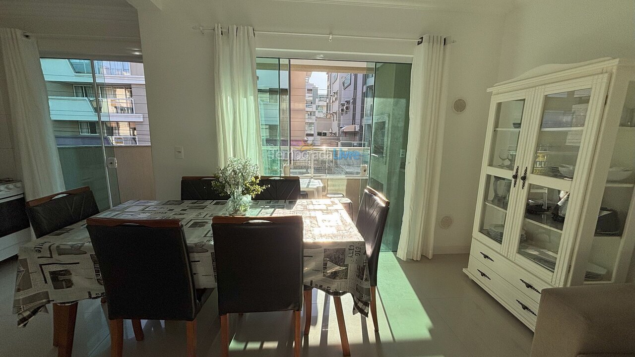 Apartment for vacation rental in Bombinhas (Praia de Bombas)