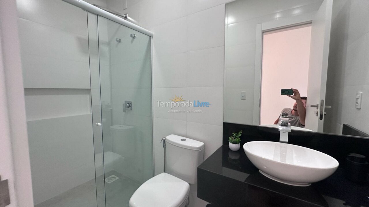 Apartamento para aluguel de temporada em Bombinhas (Canto Grande)