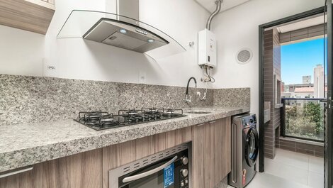 L006- Apartamento completo com 2 suítes, a 250 metros da praia de...