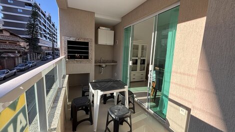 289 - 3-Bedroom Apartment for 9 people, 150m from the Beach