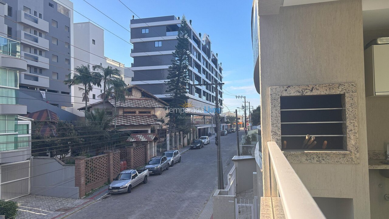 Apartment for vacation rental in Bombinhas (Praia de Bombas)