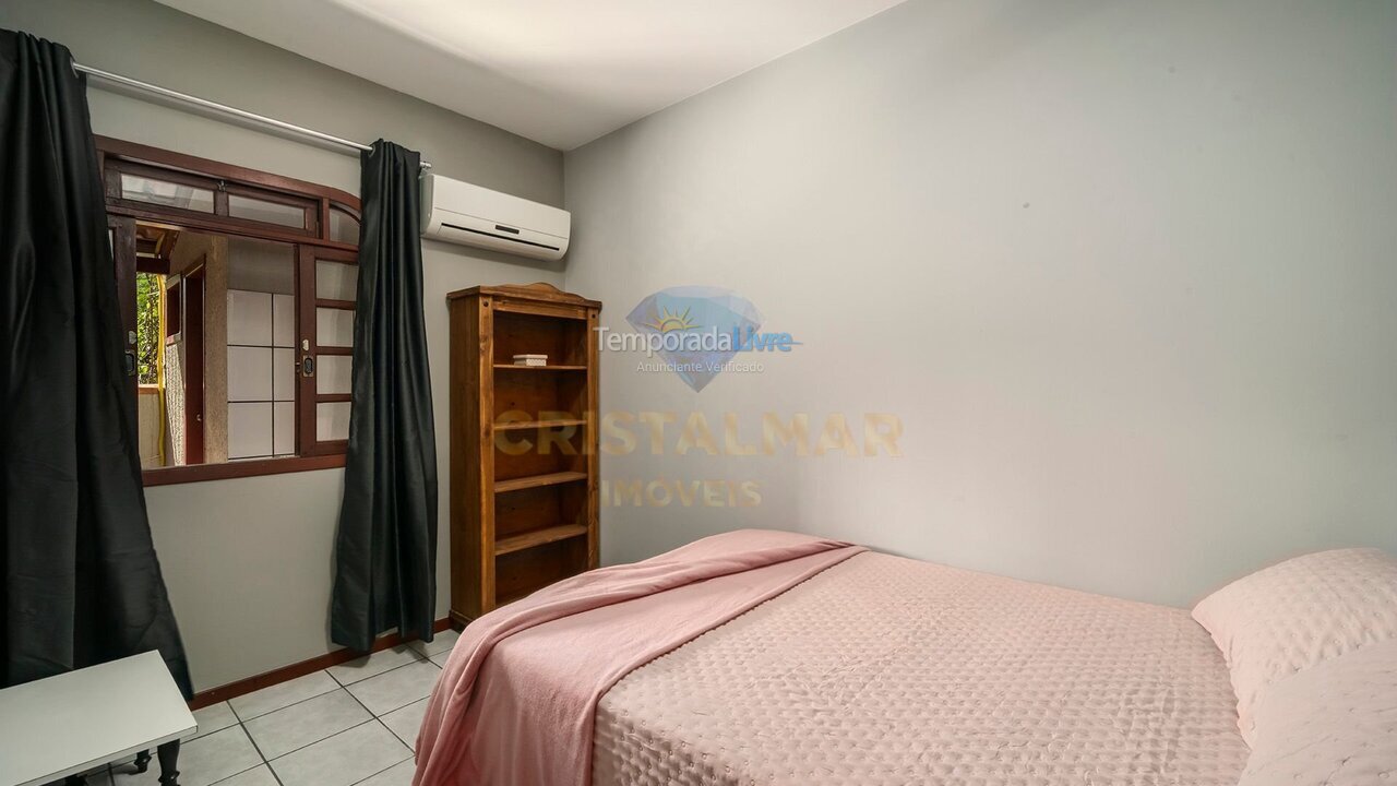 House for vacation rental in Bombinhas (Praia de Bombas)