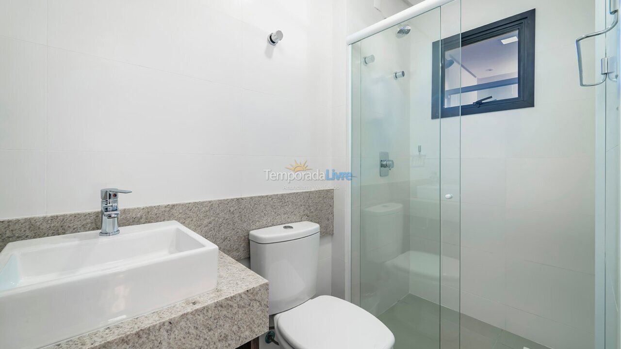 Apartamento para aluguel de temporada em Bombinhas (Canto Grande)
