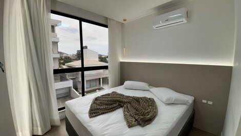 L024 - New 3-bedroom apartment 150 meters from Canto Grande beach.