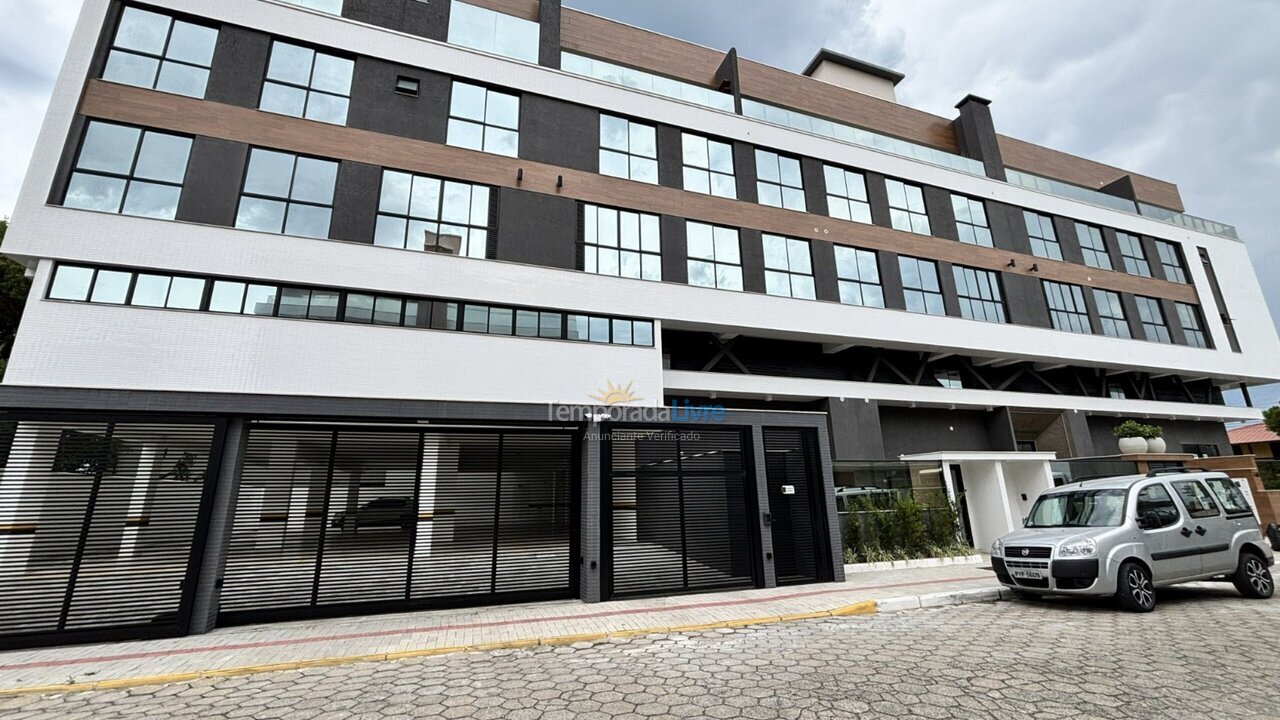 Apartamento para aluguel de temporada em Bombinhas (Canto Grande)