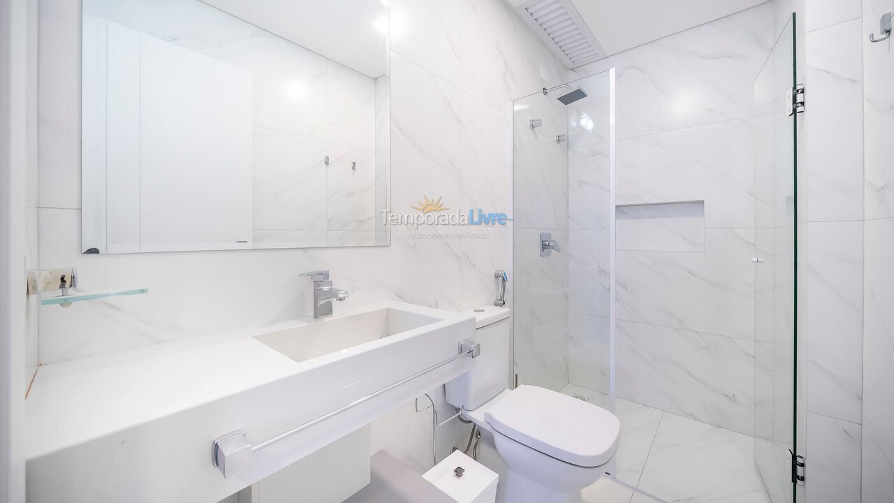 Apartamento para aluguel de temporada em Bombinhas (Praia de Bombas)